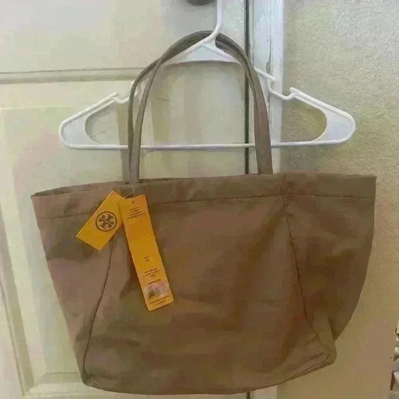 Tory Burch Flower Cluster tote purse in Blush NWT - Picture 8 of 9